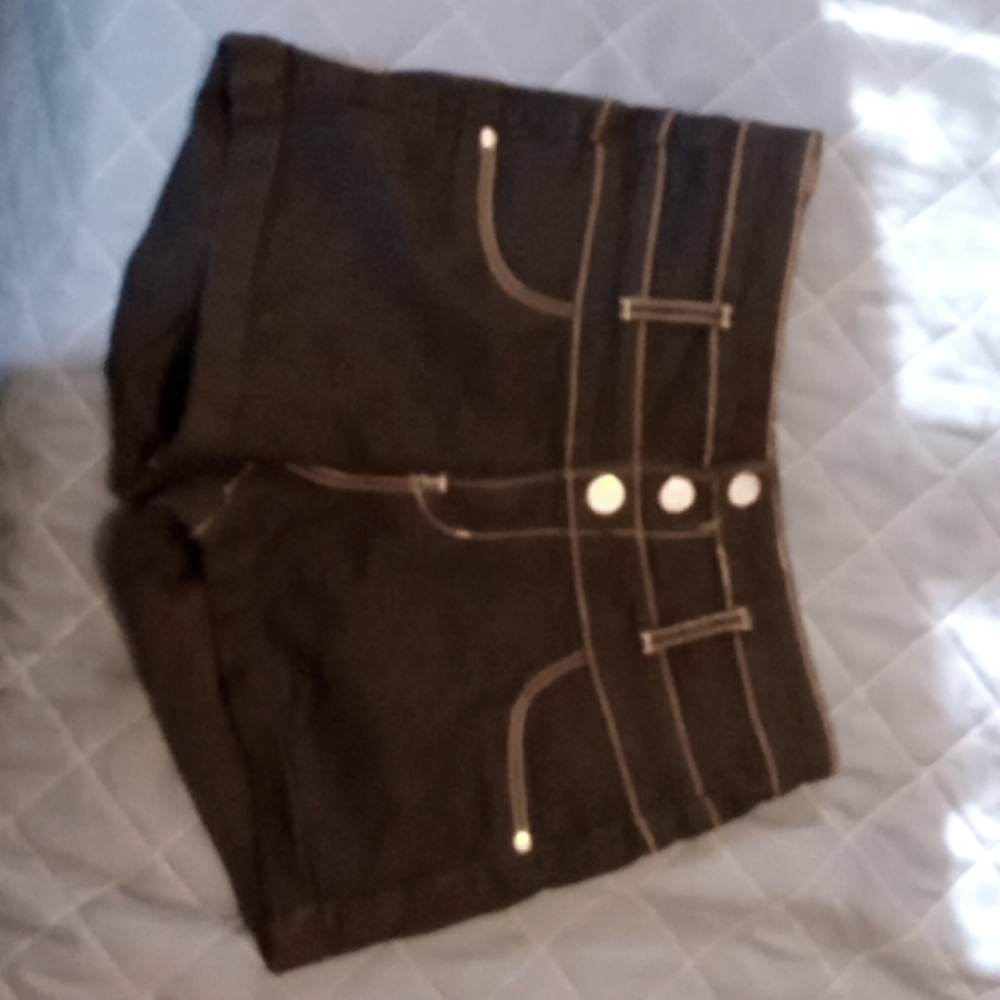 Denim butt lift shorts